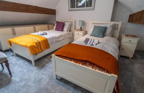 Amazing Guest Cottage in Nottingham with Parking! - Pass the Keys - Foto 11