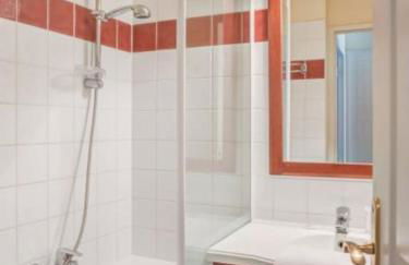 1-Appt avec piscine à St-Jean Pays-Basque - Foto 7