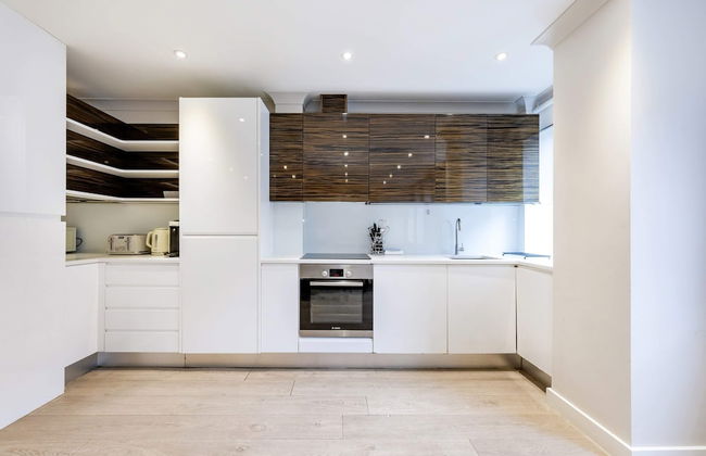 Stunning 2 Bed-hosted by Sweetstay - Foto 10