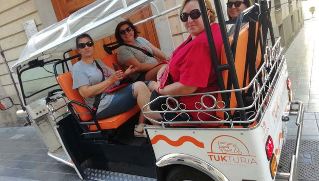 Tour privado en tuk tuk por Valencia - Foto 3