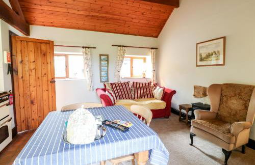 Manifold Cottage - Photo 9