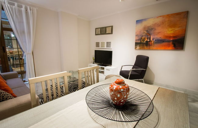 Holidays2Malaga Soho Center Apartments - Photo 18