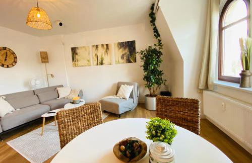 Cinema Apartment Magdeburg - Balkon & Beamer - Foto 8