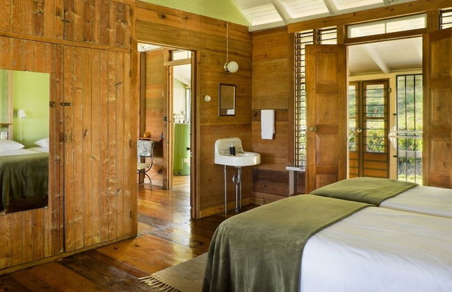 Retreat Plantation House - Photo 11