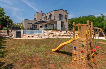 Beautiful villa Perlin with pool in Visnjan - Photo 10