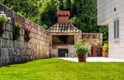 Villa Bacev by Vintage Travel - Photo 28