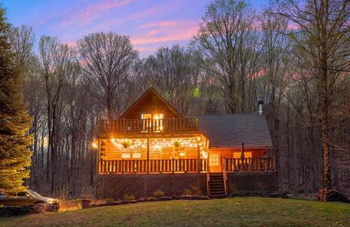 Lakefront Log Cabin, Private Lake Access w/Peloton - Foto 17