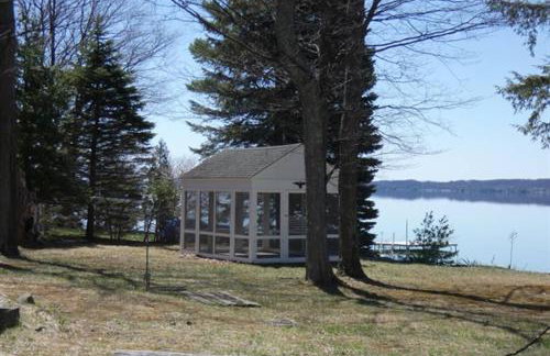 Cottage on Torch Lake - Foto 14