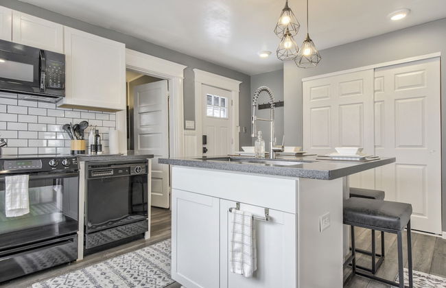 Ambassadors Quarters - Photo 19