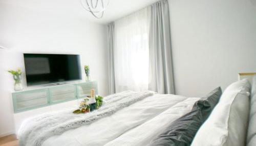 M-Style 02 Apartment mit Balkon 24h Self-Check-In, Free Parking, Netflix - Foto 3