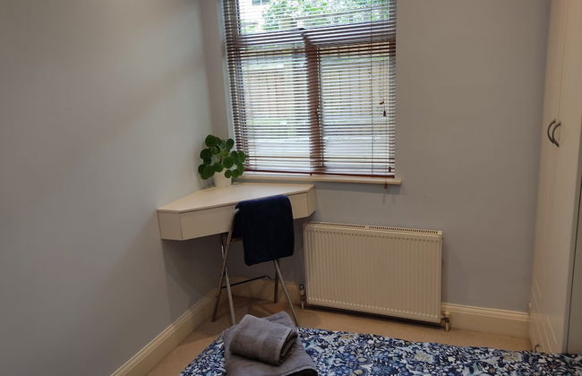 Light 1-bed - London N8 - Free Parking - Fast Wifi - Foto 20