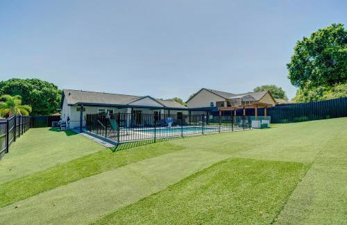 New Resort Style Oasis ~ LED Pool & Game Room - Foto 34