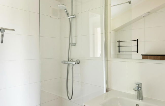 Luxury Holiday Home With Sauna in Vlagtwedde - Photo 17