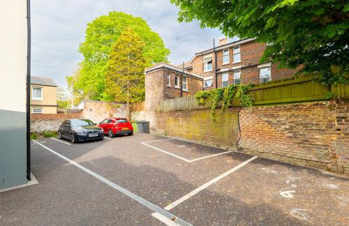 Large 1 Bed Apartment In Southsea Portsmouth - Sleeps 4 & Free Parking - Foto 28