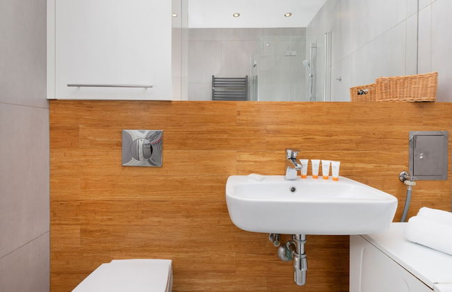 Świętojańska Studio Gdynia by Renters - Photo 31