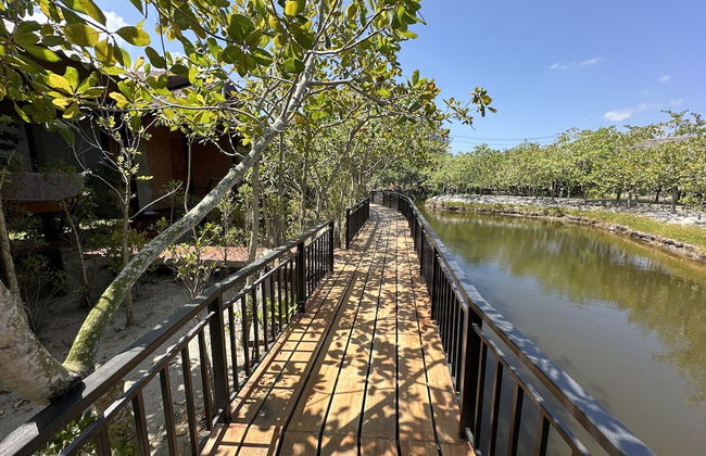 The Beatles Lagoon - Photo 75