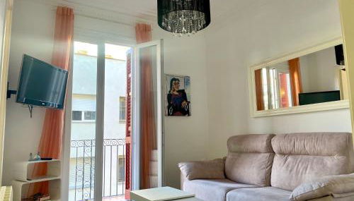 Elegantniy Poble Sec - Photo 1