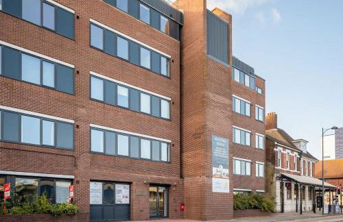 Modern 1 Bedroom Apartment in Central Eastleigh - Foto 9