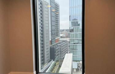 Lux High Rise one stop 2 bedroom private Share kitchen Professional Respected apartment - Foto 4