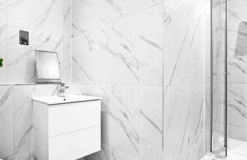 Stylish 2 Bed Apartment - City Center - Netflix 2AH - Foto 23