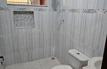 Agradável casa na praia de Itaipuaçu - Foto 1