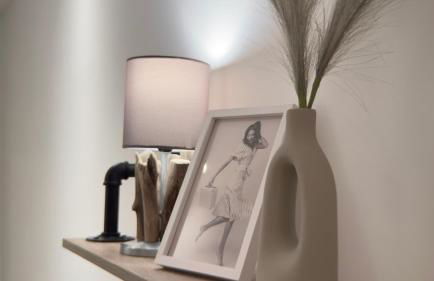 ARYVE Design-Boutique Apartment am Markt von Waltershausen im Thüringer Wald - Design-Interieur, Netflix, WLAN - Foto 6