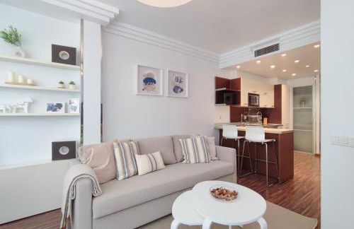 DFLAT Escultor Madrid Apartments - Photo 3