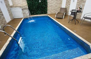 Casa na Praia, Piscina, Cascata, Churrasqueira, 2 Vaga carro, Redes de descanso - Foto 34