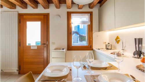 TIFFANY GOLD - Photo 3, stove