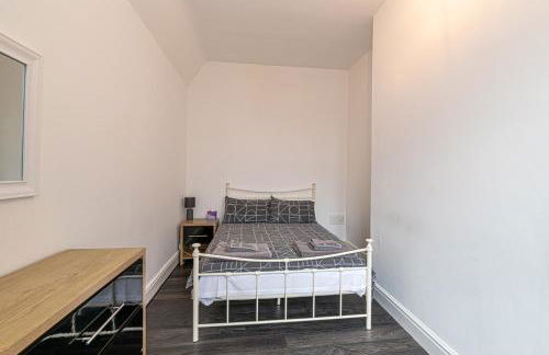 Colwyn Bay Two Bedroom Apartment by Guestz - Foto 5