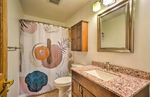 Immaculate Family Townhome - Walk to Beach! - Foto 26