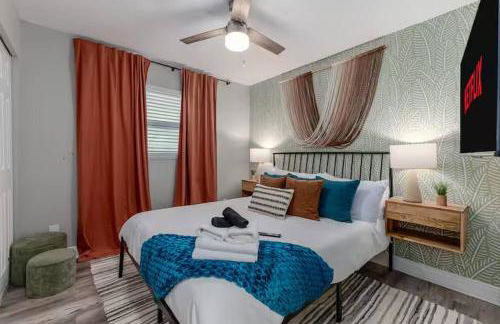 New listing~10 min to beach~Back yard fun~Pool - Foto 21