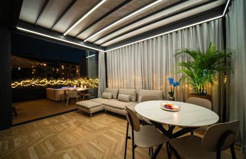 Modigliani Terrace Jacuzzi Golden House - Foto 2