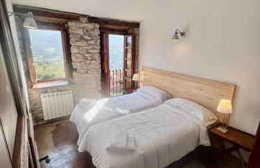 Casa Rural Basiver - Habitación Pico Samelar - Photo 1