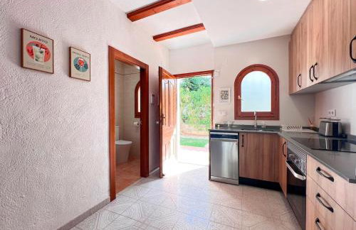 La casita de Toni en las Rotas Denia con jardín y piscina - Foto 36