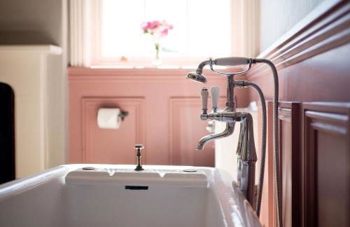 Burton Court - Foto 31