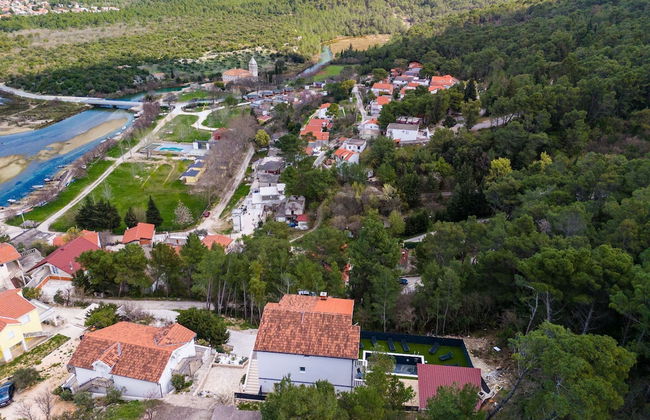 Villa Ivanovi Dvori - Foto 1