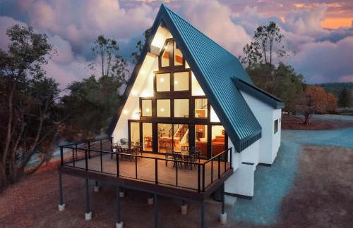 High End A-Frame - Hot Tub - Awesome Views - Yosemite - Electric Vehicle Friendly - Sleeps 10 - Foto 1