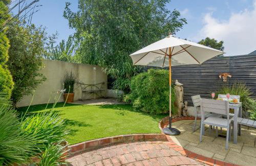 Number 1 Admiralty Cottages - Photo 15