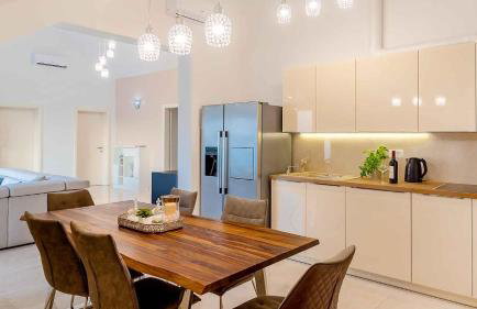 A gorgeous villa on a private property on the island Brač - Foto 12