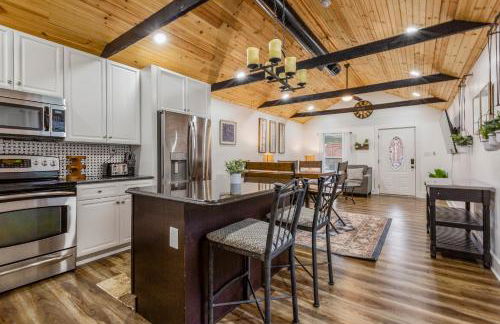 Urban Explorer Pad - 3BR - Backyard -Parking - Foto 4