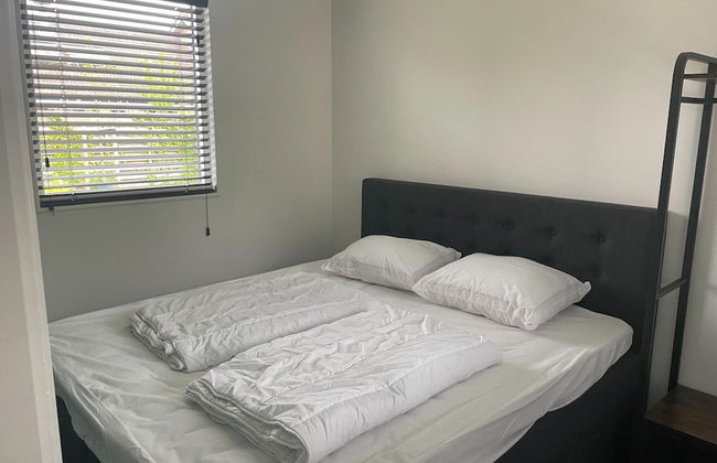 Chalet by Water in Idskenhuizen Recreation Park - Foto 2