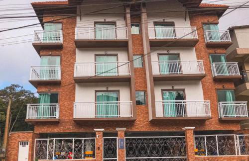 Apartamento com garagem no Centro de Guaramiranga - Foto 1