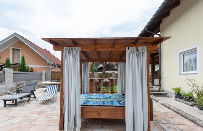 Impressive Holiday Home in Pinsdorf With Pool - Foto 14