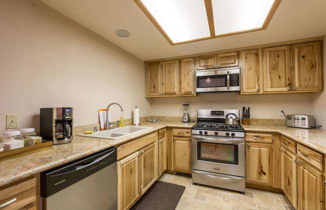 Inside Yosemite Park Winter Wonderland - Foto 3