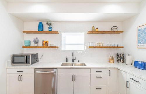 Luxury 4-bed home in Riverside Heights! - Foto 9