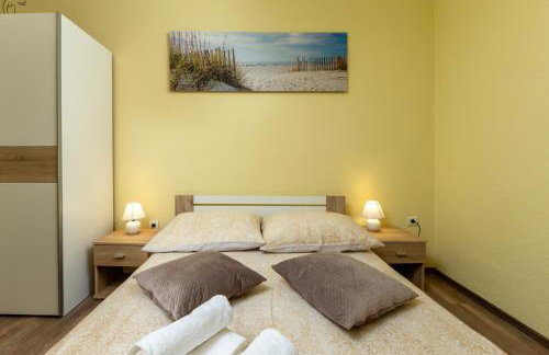 Two Stone Houses Iva - Foto 16