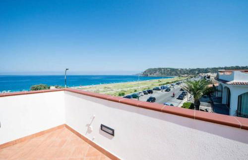 A casa da putìa, l'emozione di un tramonto - Foto 16