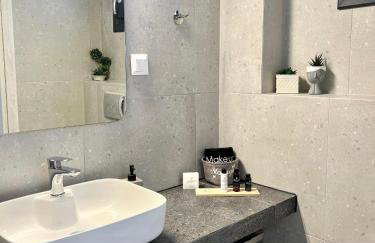 Four Shades Luxury Suites - Foto 53