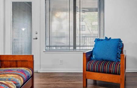 2 MI to USF + Long Term Stays allowed + Gym + Pool - Foto 35